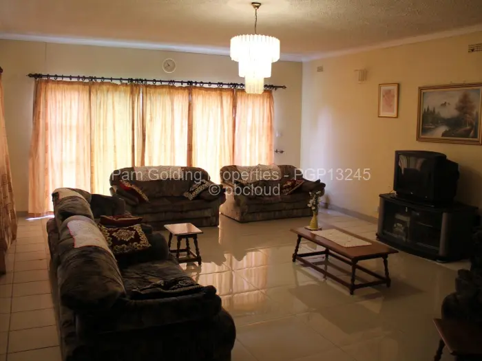 5 Bedroom House for Sale in Mandara, Harare