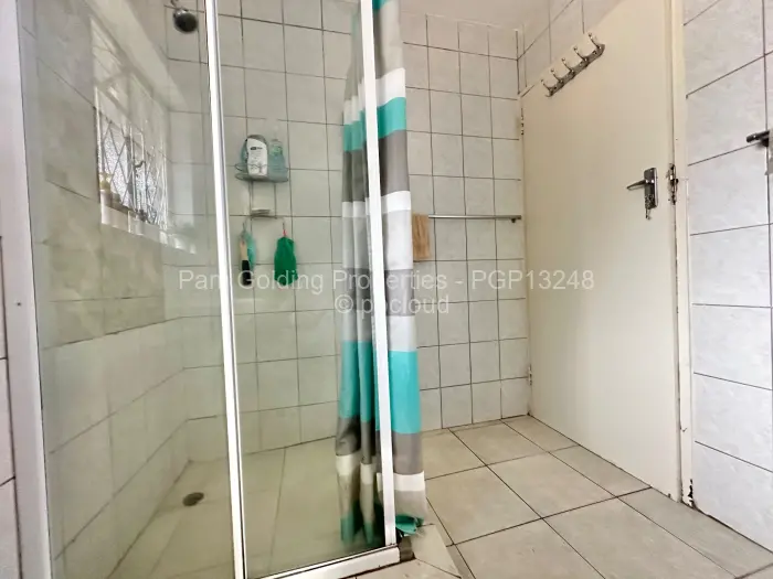 3 Bedroom House to Rent in Greendale