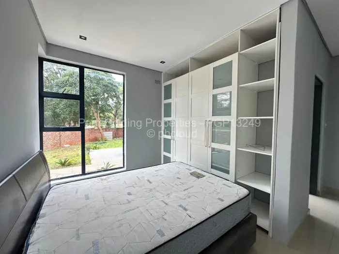 Townhouse/Cluster to Rent in Glen Lorne, Harare