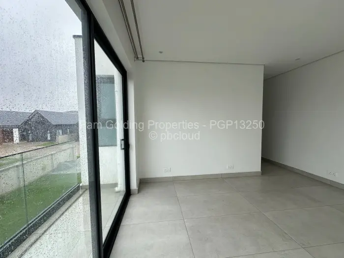 Townhouse/Cluster to Rent in Borrowdale West, Harare