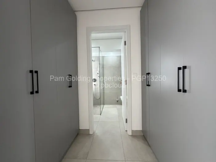 Townhouse/Cluster to Rent in Borrowdale West, Harare