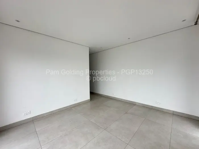 Townhouse/Cluster to Rent in Borrowdale West, Harare