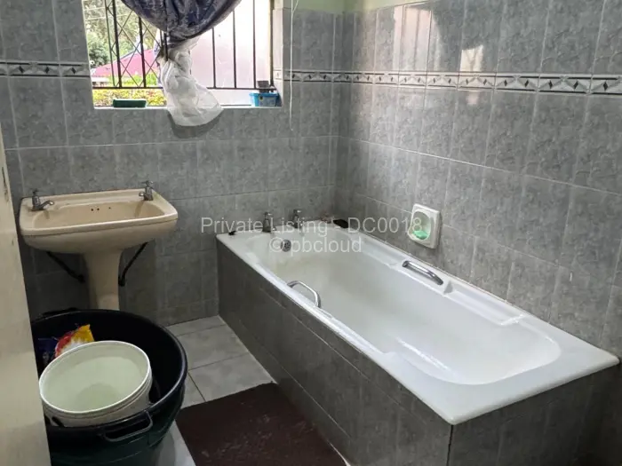 4 Bedroom House to Rent in Kambanji, Harare