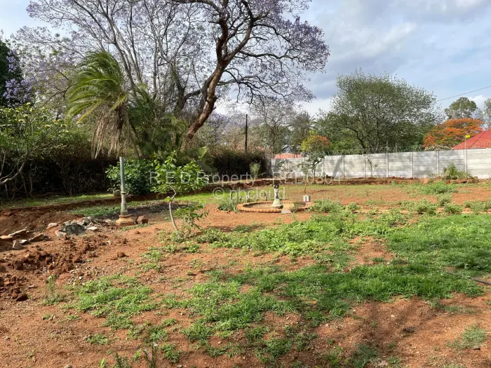 3 Bedroom House for Sale in Kumalo, Bulawayo