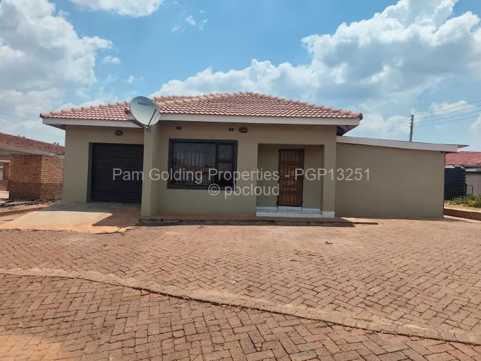 Townhouse/Cluster to Rent in Hogerty Hill