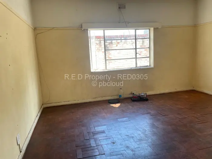 Flat/Apartment for Sale in Bulawayo City Centre, Bulawayo