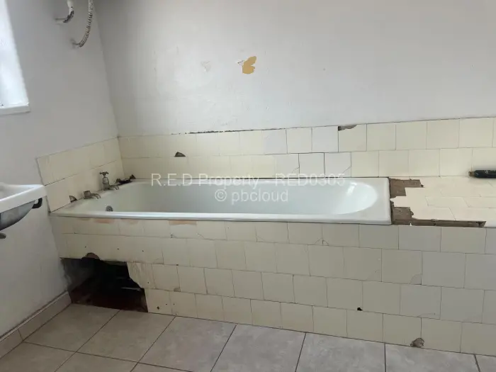 Flat/Apartment for Sale in Bulawayo City Centre, Bulawayo