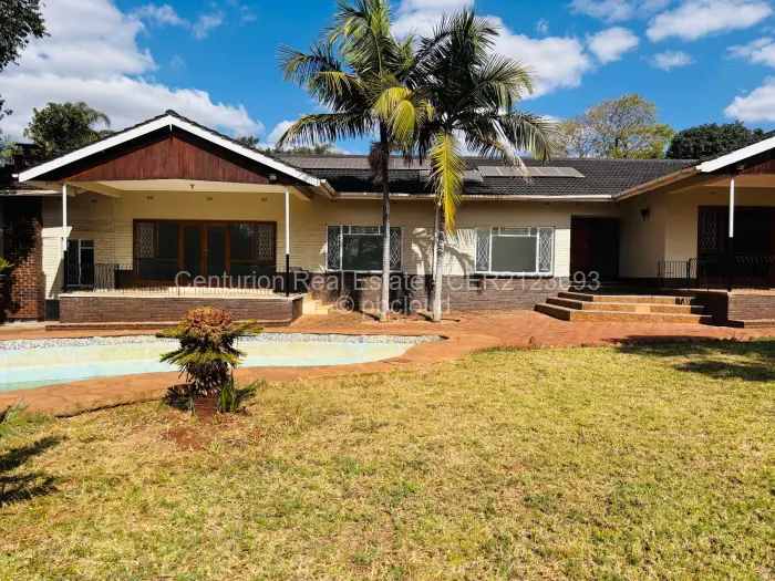 7 Bedroom House to Rent in Chisipite, Harare