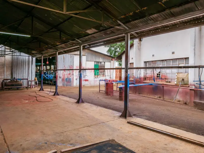 Warehouse/Industrial for Sale in Ardbennie, Harare