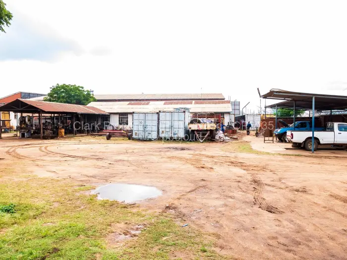 Warehouse/Industrial for Sale in Ardbennie, Harare