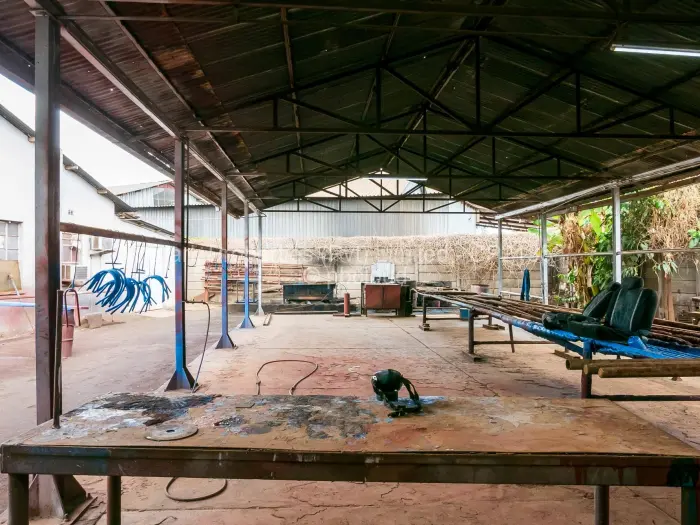 Warehouse/Industrial for Sale in Ardbennie, Harare