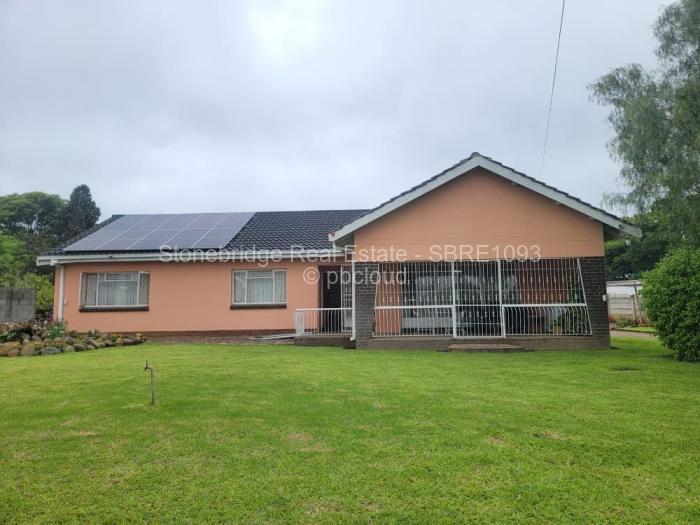 3 Bedroom House for Sale in Ilanda, Bulawayo