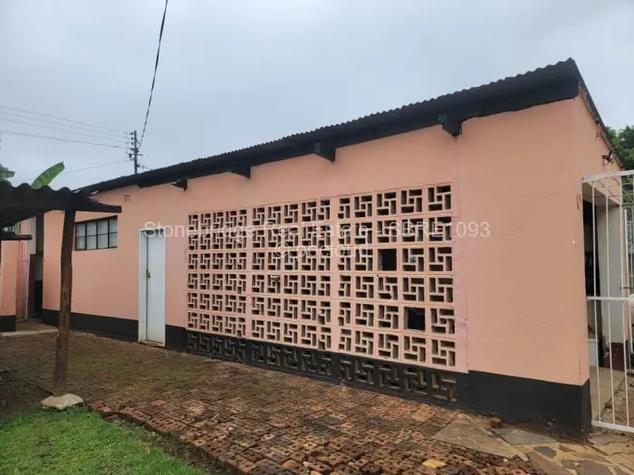 3 Bedroom House for Sale in Ilanda, Bulawayo