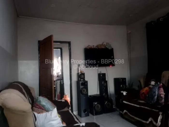 5 Bedroom House for Sale in Kadoma, Kadoma