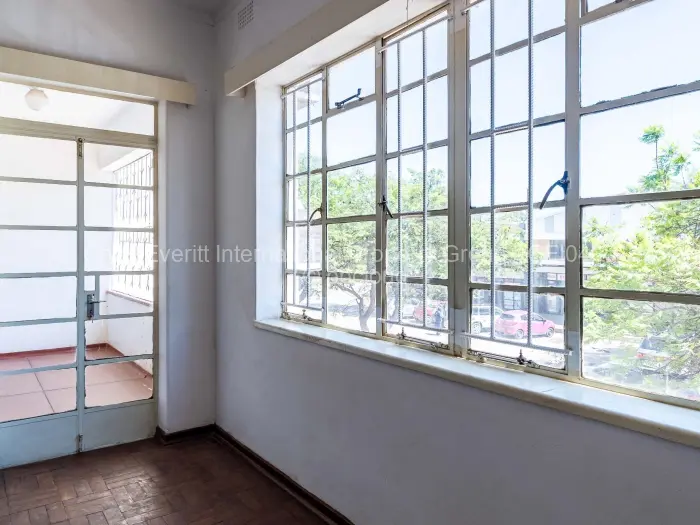 Flat/Apartment to Rent in Bulawayo City Centre, Bulawayo