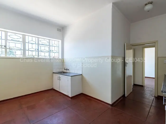 Flat/Apartment to Rent in Bulawayo City Centre, Bulawayo