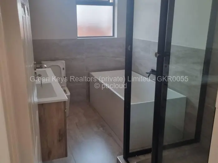 Townhouse/Cluster for Sale in Pomona, Harare