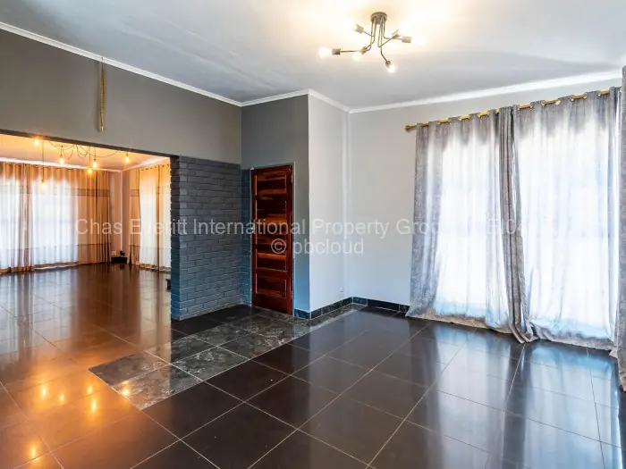 Other Commercial to Rent in Four Winds, Bulawayo