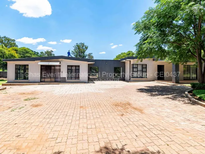 Other Commercial to Rent in Four Winds, Bulawayo