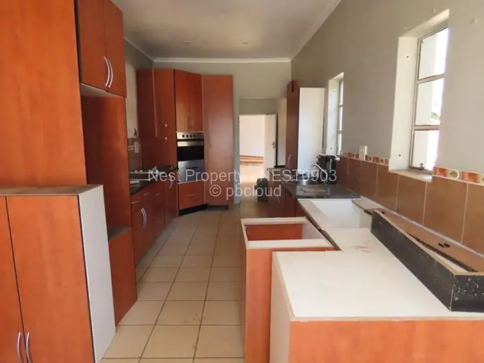 4 Bedroom House for Sale in Borrowdale, Harare