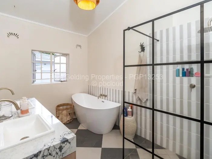 Townhouse/Cluster for Sale in Borrowdale, Harare