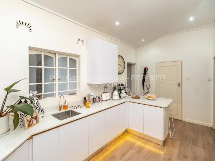 Townhouse/Cluster for Sale in Borrowdale, Harare