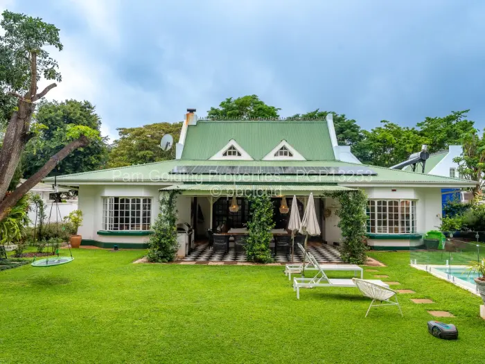 Townhouse/Cluster for Sale in Borrowdale, Harare