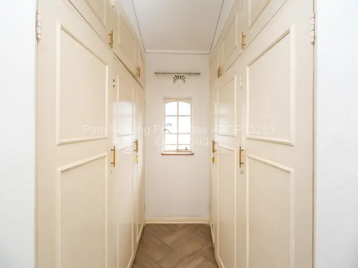 Townhouse/Cluster for Sale in Borrowdale, Harare