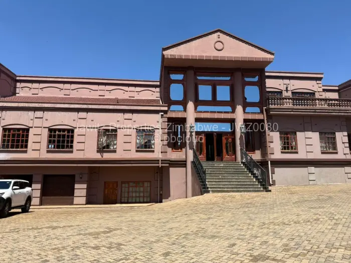 8 Bedroom House for Sale in Hogerty Hill, Harare