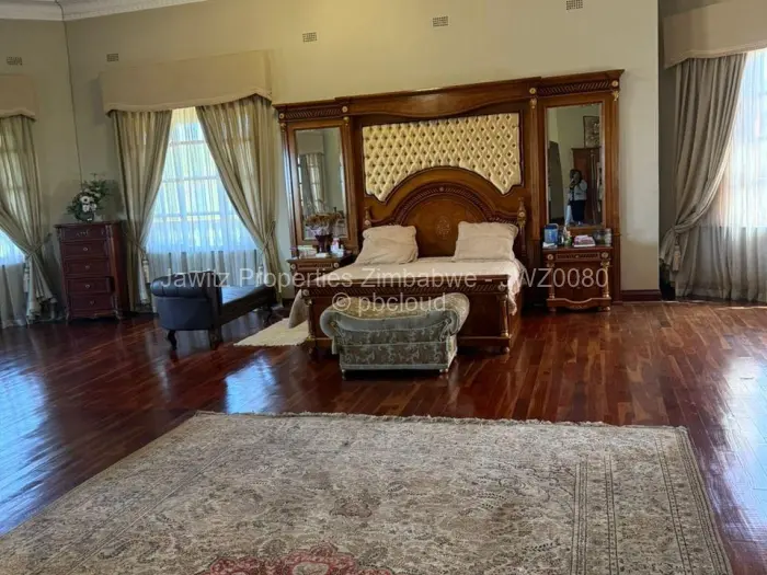 8 Bedroom House for Sale in Hogerty Hill, Harare