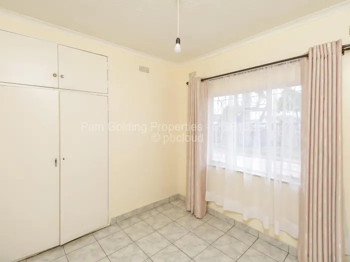 3 Bedroom Cottage/Garden Flat for Sale in Chadcombe, Harare