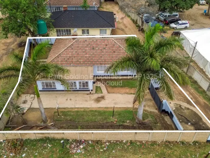 3 Bedroom Cottage/Garden Flat for Sale in Chadcombe, Harare