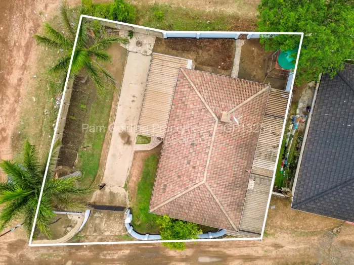 3 Bedroom Cottage/Garden Flat for Sale in Chadcombe, Harare