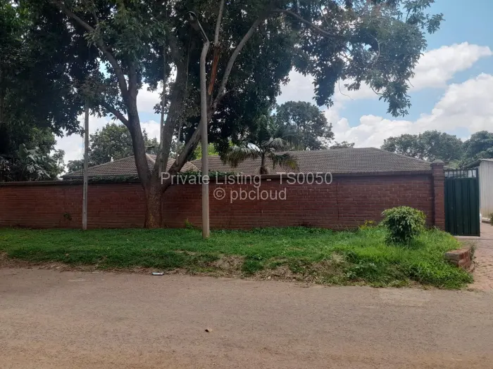5 Bedroom House to Rent in Milton Park, Harare
