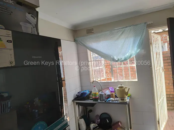 4 Bedroom House to Rent in Kuwadzana, Harare