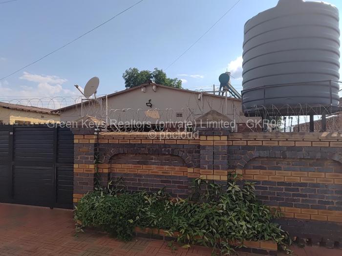 4 Bedroom House to Rent in Kuwadzana, Harare