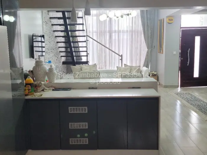 Townhouse/Cluster for Sale in Highlands, Harare