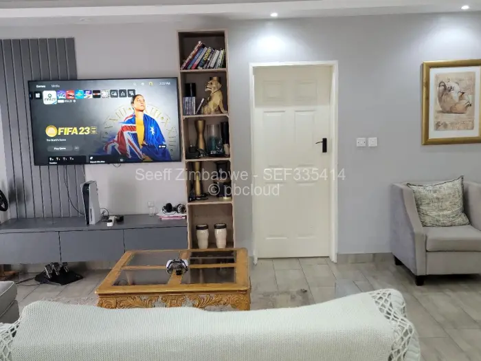 Townhouse/Cluster for Sale in Highlands, Harare