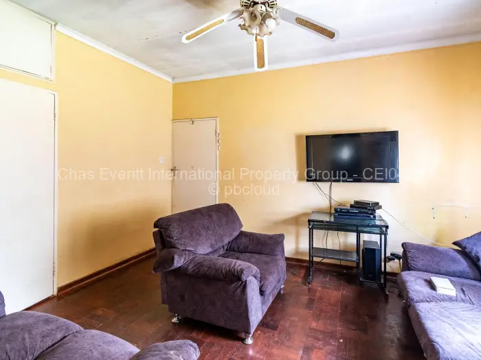 3 Bedroom House for Sale in Upper Hillside, Harare