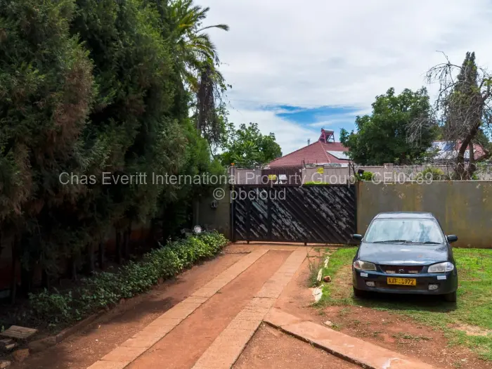 3 Bedroom House for Sale in Upper Hillside, Harare