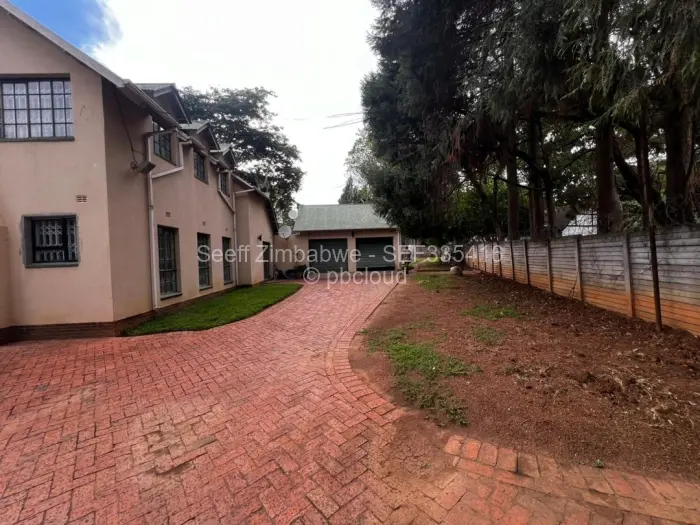 1 Bedroom Cottage/Garden Flat to Rent in Chisipite, Harare
