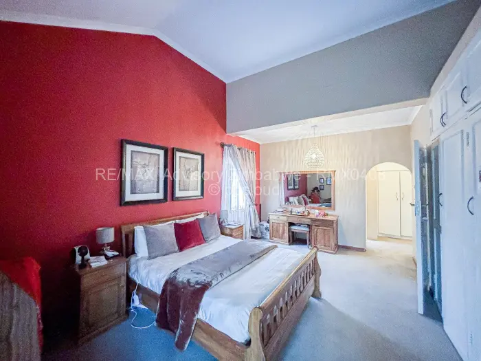 4 Bedroom House for Sale in Chisipite, Harare