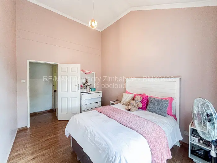 4 Bedroom House for Sale in Chisipite, Harare