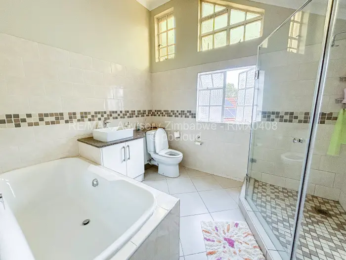 4 Bedroom House for Sale in Chisipite, Harare