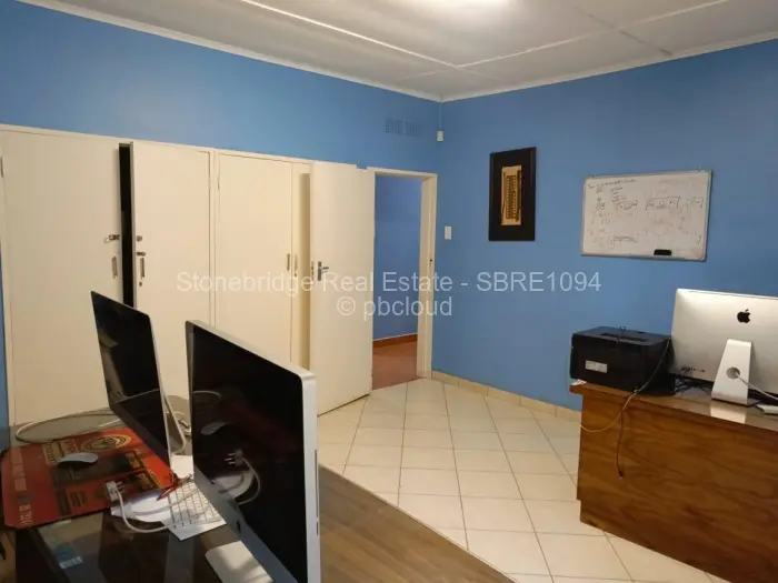 Other Commercial to Rent in Malindela, Bulawayo