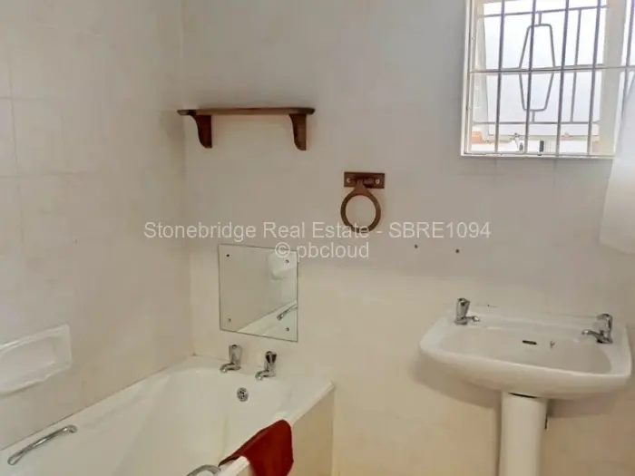 Other Commercial to Rent in Malindela, Bulawayo