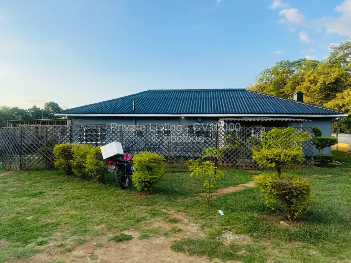 3 Bedroom House to Rent in Greendale