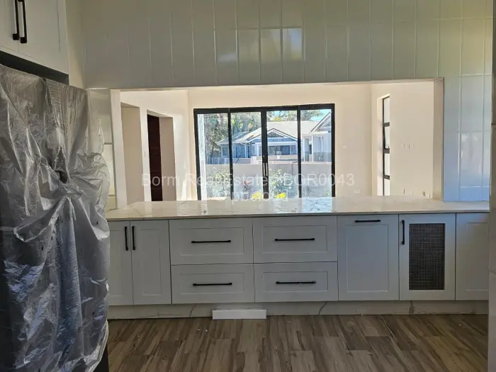 Townhouse/Cluster for Sale in Mount Pleasant, Harare