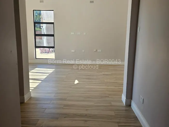 Townhouse/Cluster for Sale in Mount Pleasant, Harare