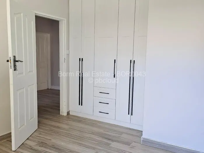 Townhouse/Cluster for Sale in Mount Pleasant, Harare